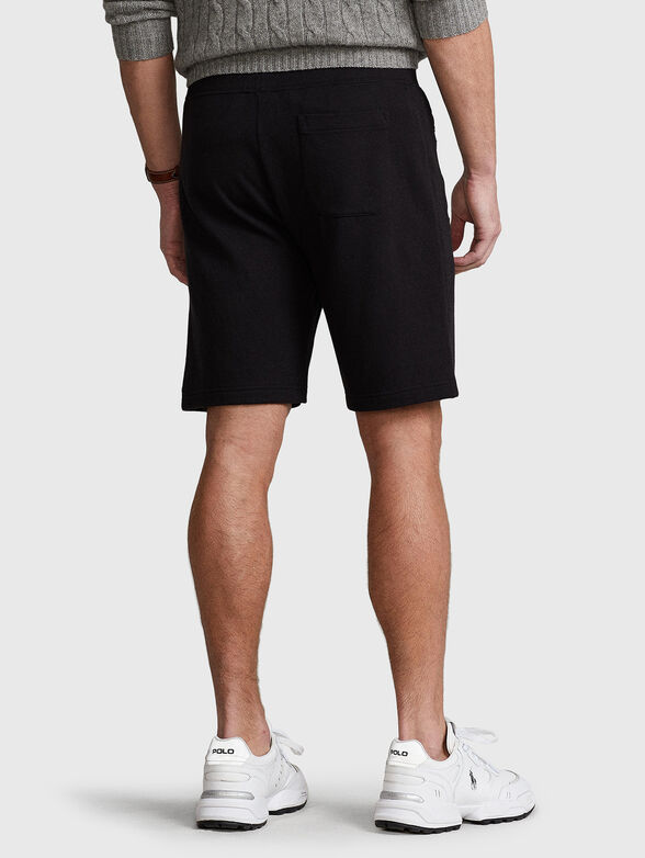Athletic shorts with zippers - 2