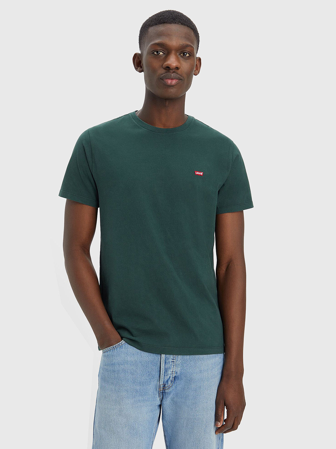 Cotton T-shirt brand LEVI'S® — Globalbrandsstore.com/en