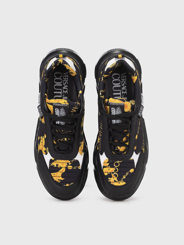 Sports shoes with print - 6