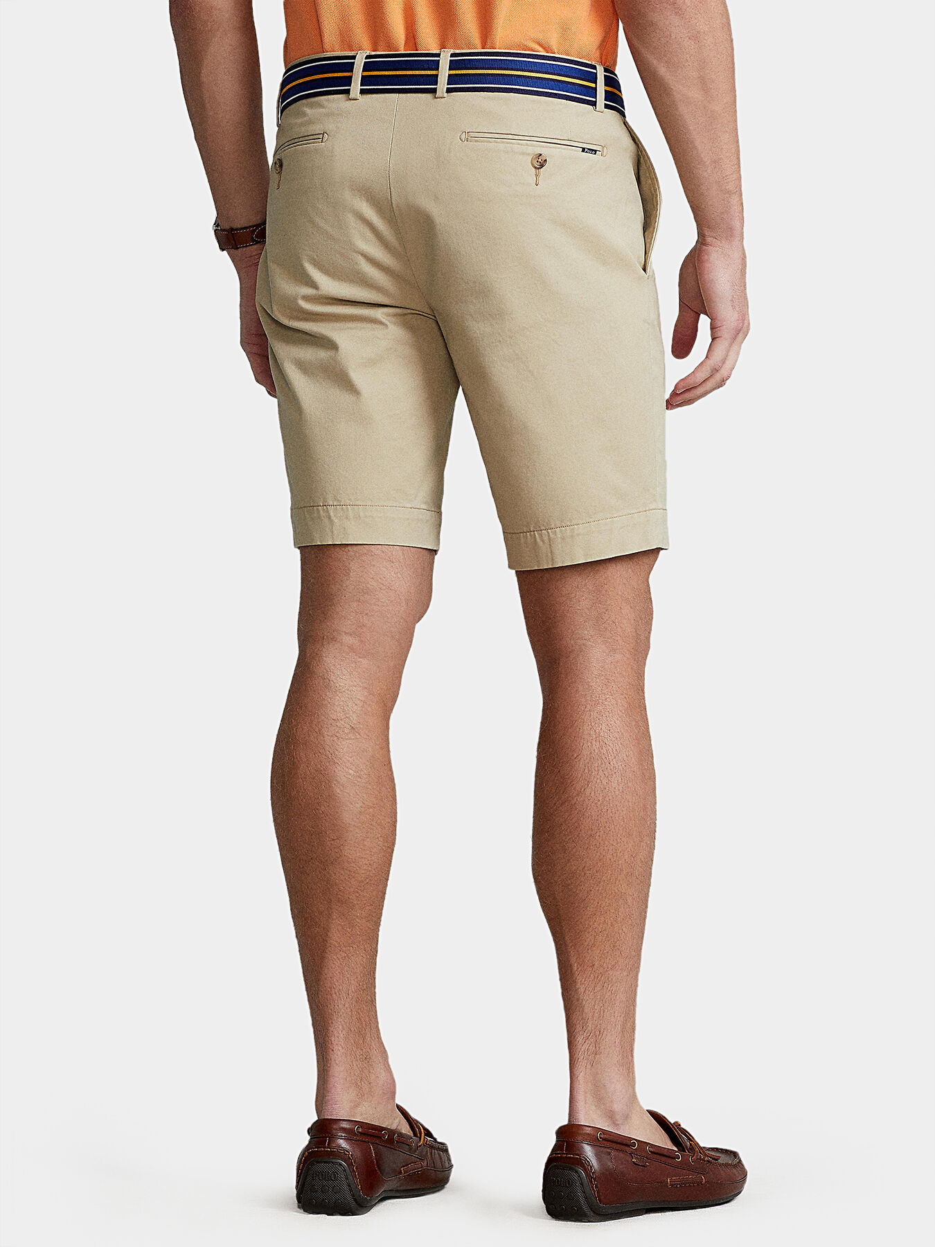 Short color beige top