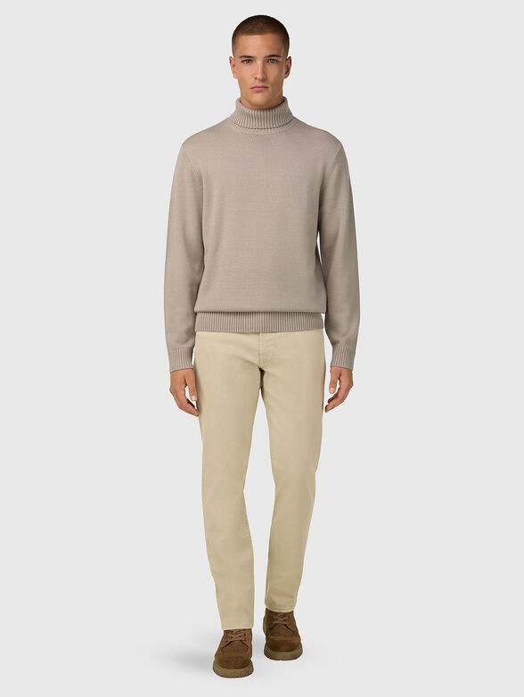 Jeans with logo patch - 4