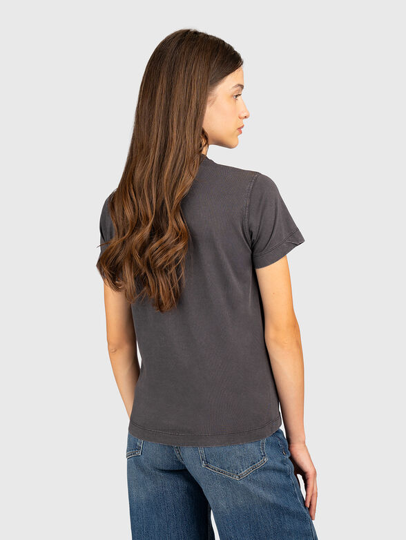 Cotton T-shirt with an accent print - 2