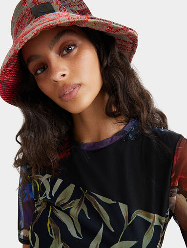 Dress with floral motifs - 4
