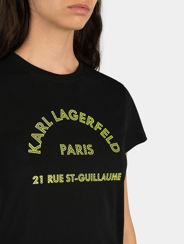 Black t-shirt with contrasting logo lettering - 2