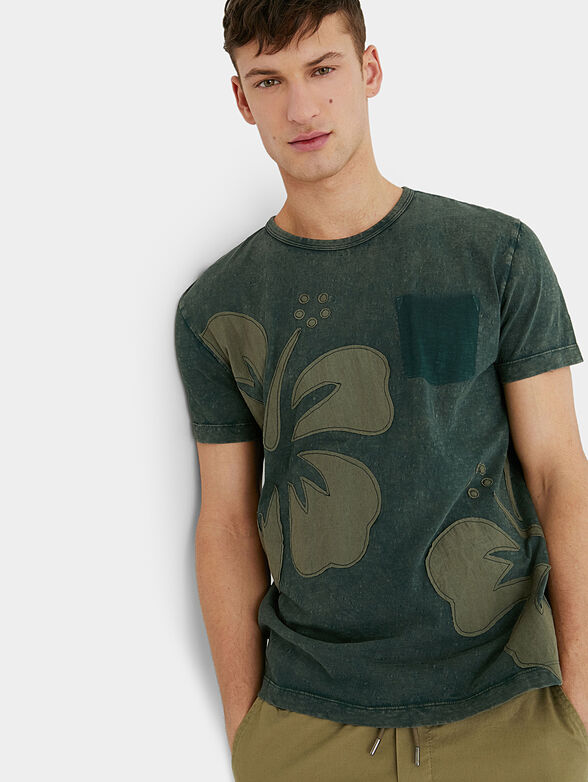 Green t-shirt - 2