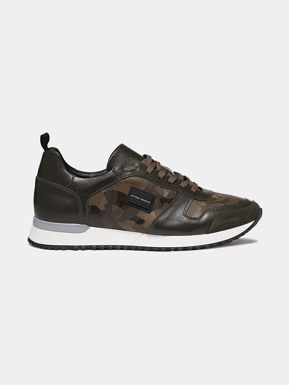 Sneakers with camouflage print - 1