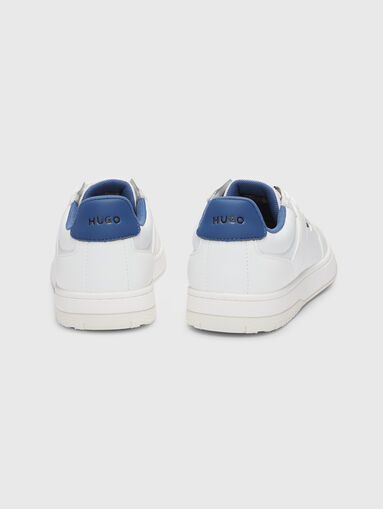 Sports shoes with logo - 4