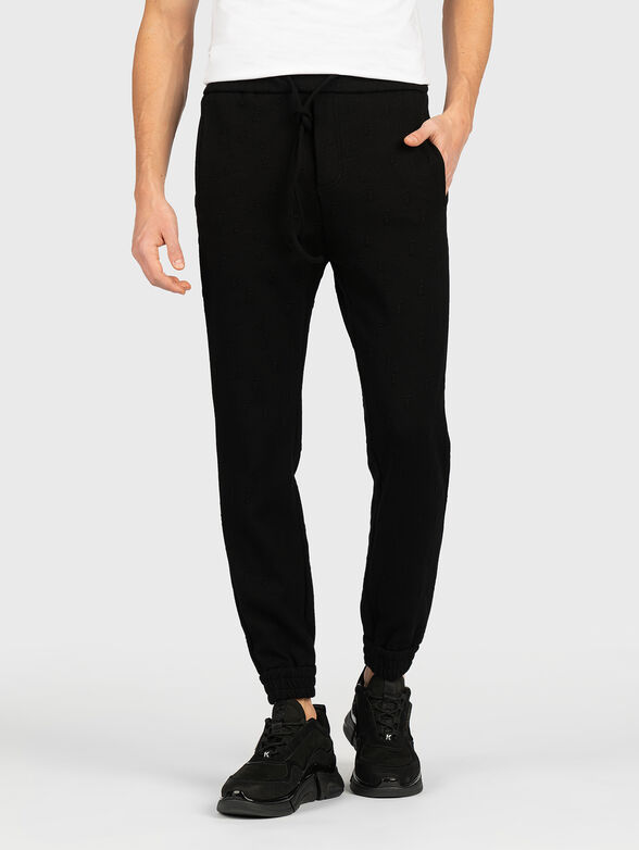 Tracksuit pant with textured details - 1