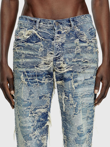 2023 D-FINITIVE-FSG straight leg jeans with accent rips - 4