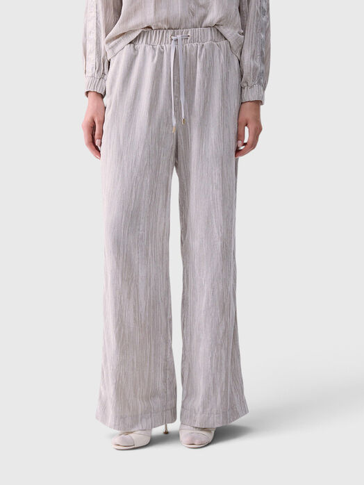 Trousers in velvet crinkle