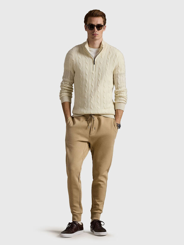 Jogger with logo embroidery - 4