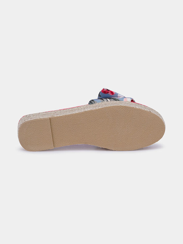 Floral slippers with a bow - 5