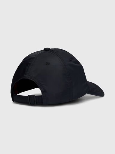 Black hat with logo - 4