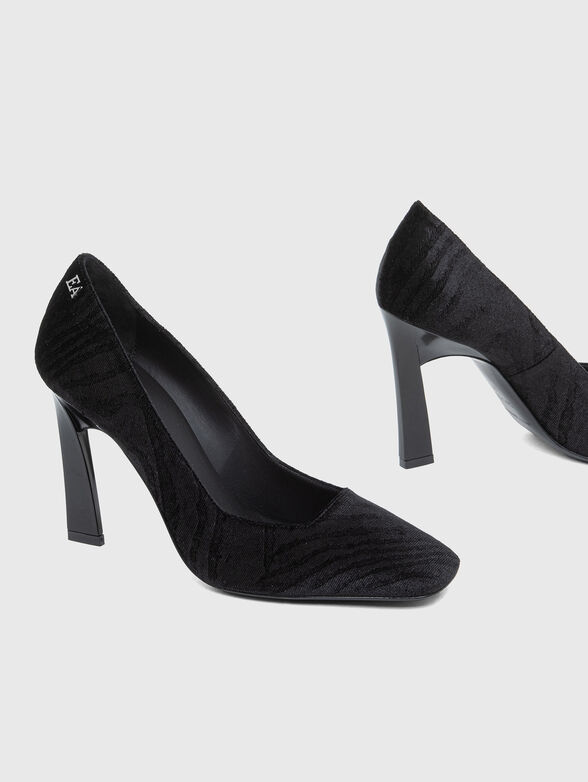 Velvet heels - 4