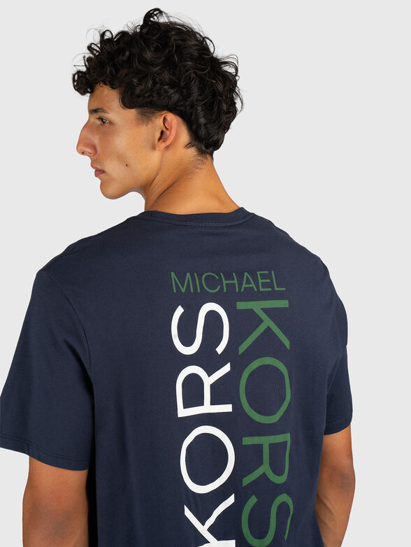 Cotton T-shirt with a statement print on the back - 3