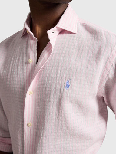 Pink shirt - 4