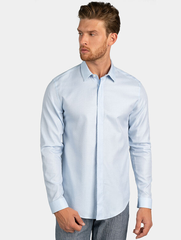 Cotton shirt in gentle blue - 1