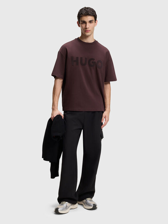 Cotton T-shirt with oval neckline in beige - 2