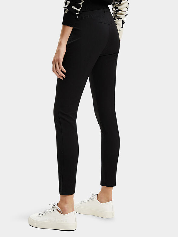 Black trousers with cropped legs - 2