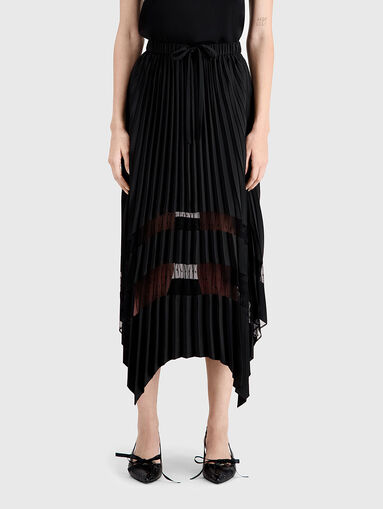 Midi skirt with asymmetric hem - 3