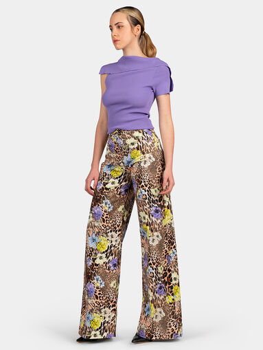 Pants with animal print - 5