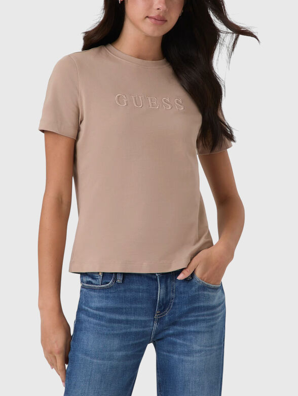 T-shirt with an oval neckline - 1