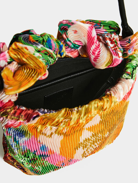 Bag with floral motifs - 6