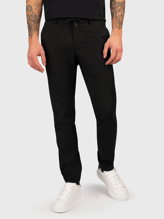 Черен панталон с връзки  - 1