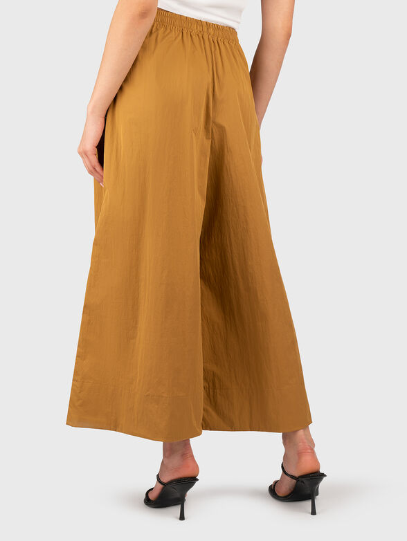 Trousers with high waist and wide legs - 2