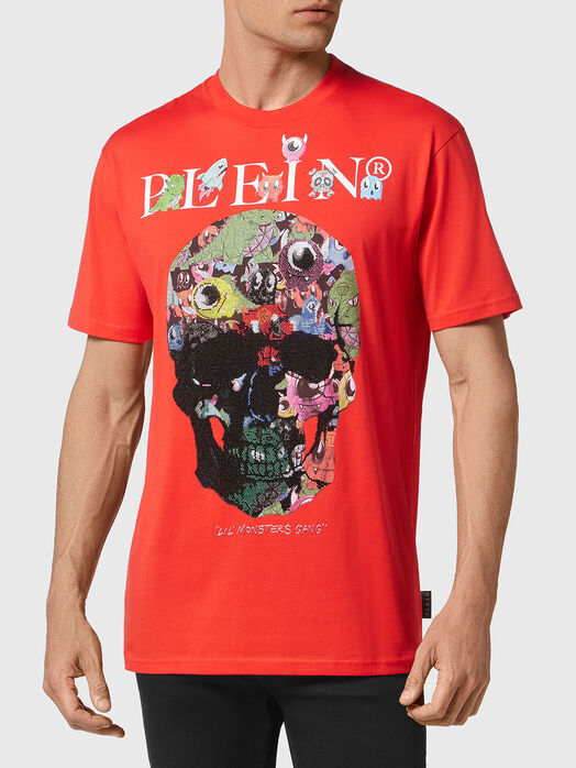 Red T-shirt with artistic logo print