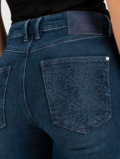 Skinny jeans with rhinestone detail - 3