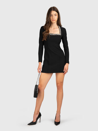 Long-sleeved dress with crystal appliqu&eacute;s - 5