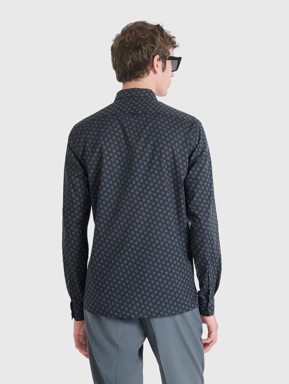 Long sleeved shirt with print - 2