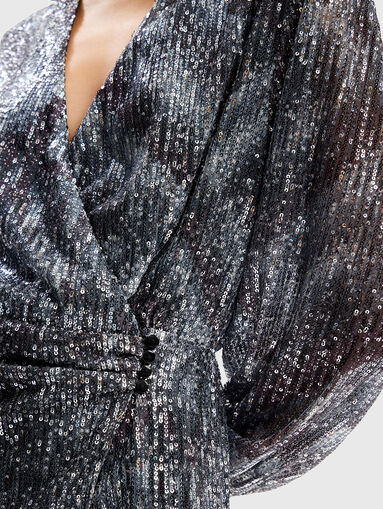Dress with sequins - 4
