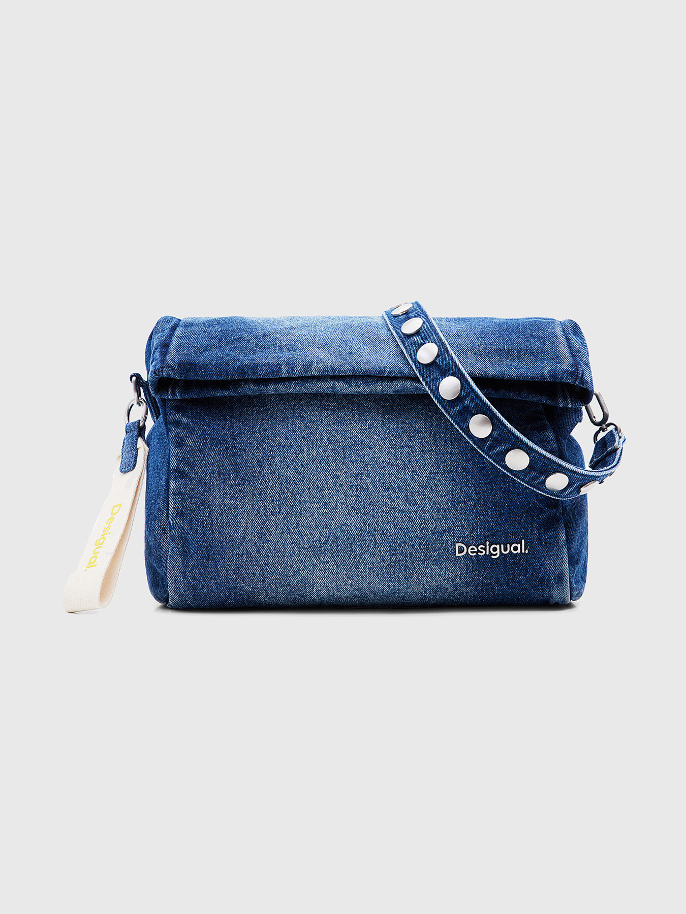 Bag with denim texture brand DESIGUAL Globalbrandsstore en