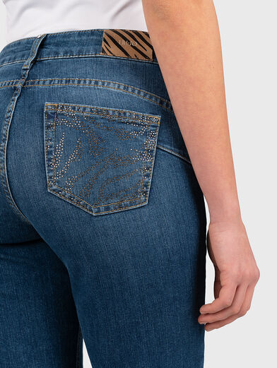 Jeans with appliques - 3
