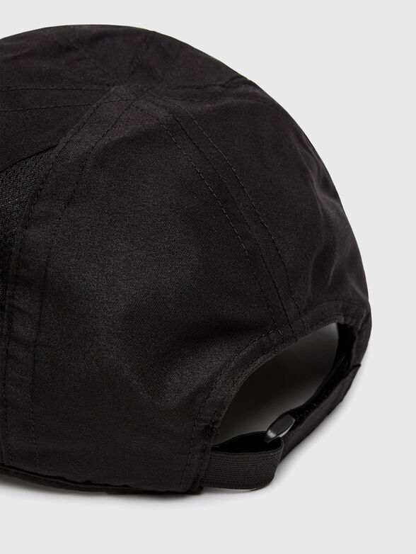 Black hat with logo embroidery  - 3