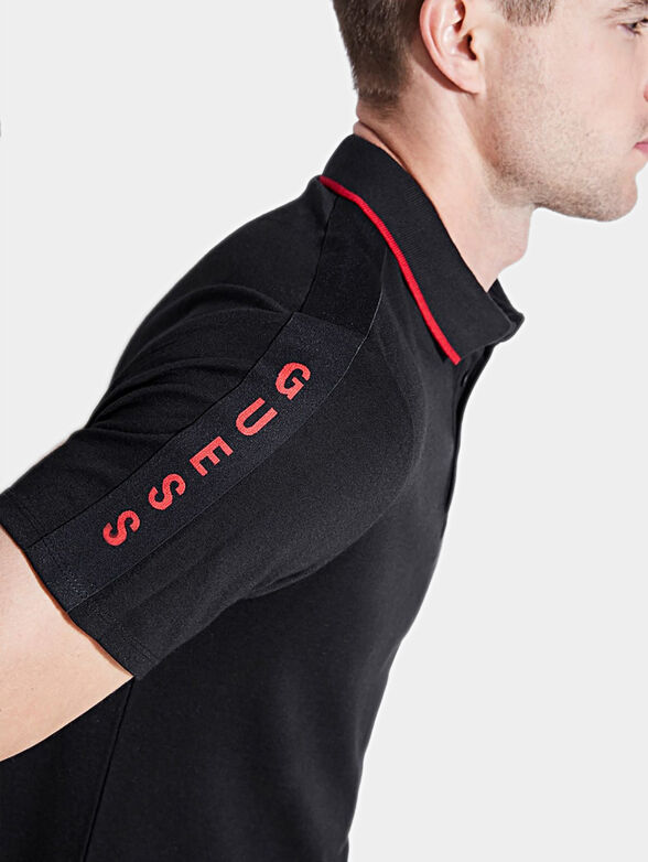 Black polo-shirt with contrasting details - 2