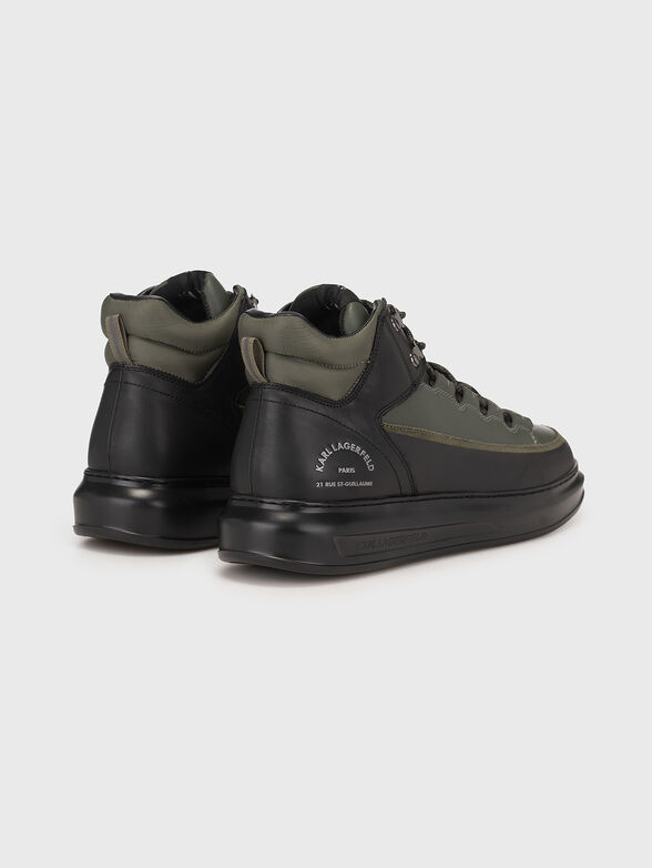 Sports shoes with accent logo - 3