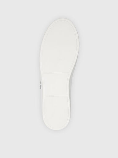 Logo accent sneakers in leather  - 4