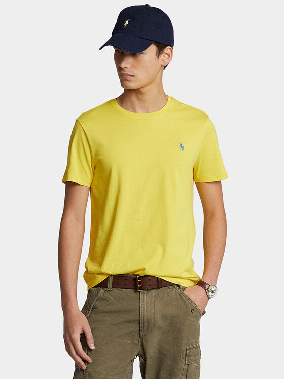 Тениска в жълт цвят с лого акцент - 1