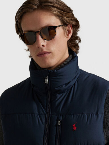 Vest with double zip and logo - 4