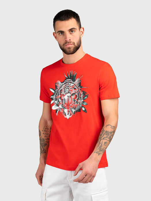 Slim fit T-shirt with contrast print