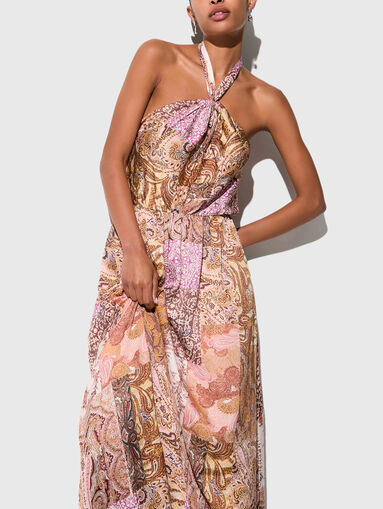 Dress with halter neck - 3