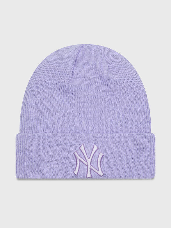 Purple hat with logo detail - 1