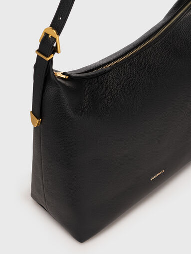 Black leather bag with grainy texture - 5