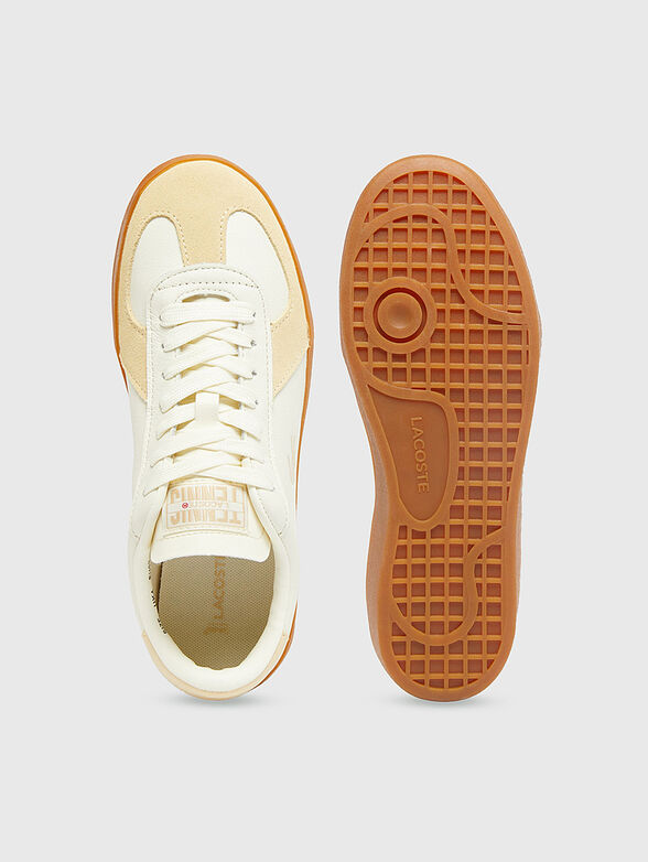 Sports shoes with logo - 6