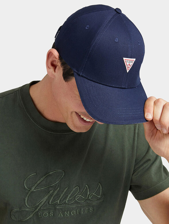Black cap with triangle logo - 2