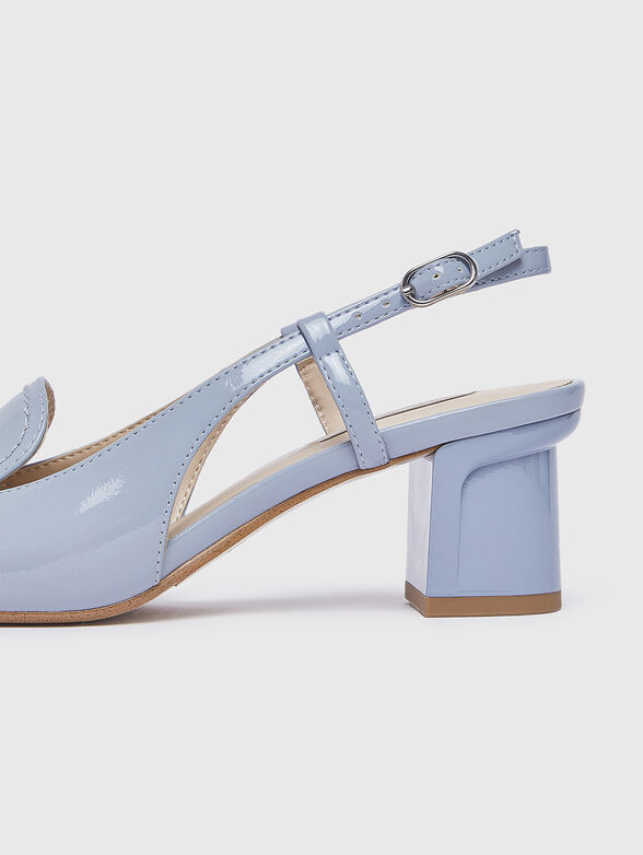 BENNY 02 beige shoes with a patent  finish - 4