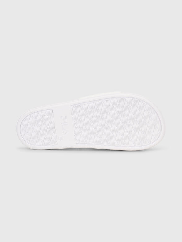 BAYWALK slippers in white - 5